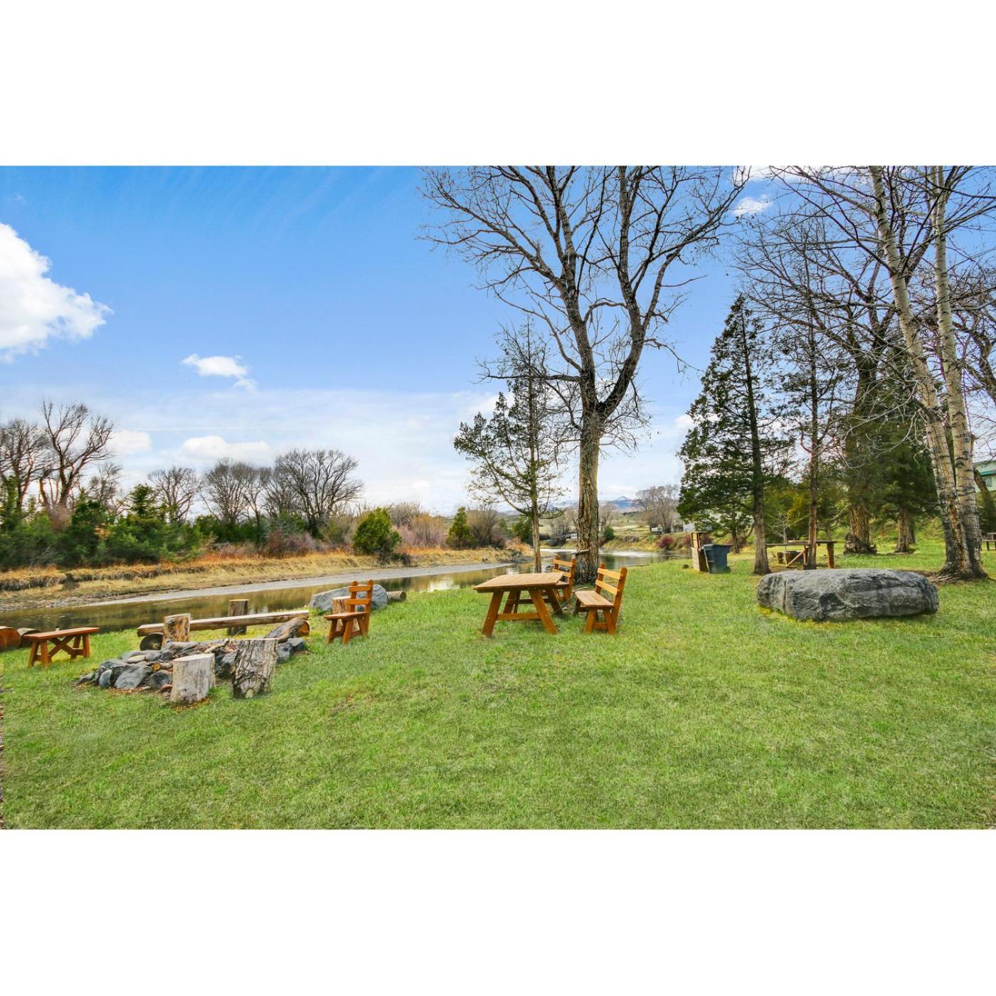 7 Point Ranch Hotel Emigrant Bagian luar foto